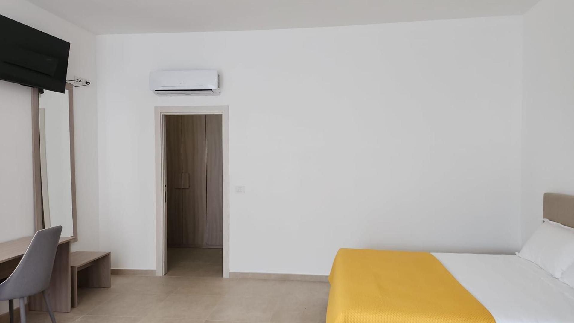 Porta 29 Apartments Трани Екстериор снимка