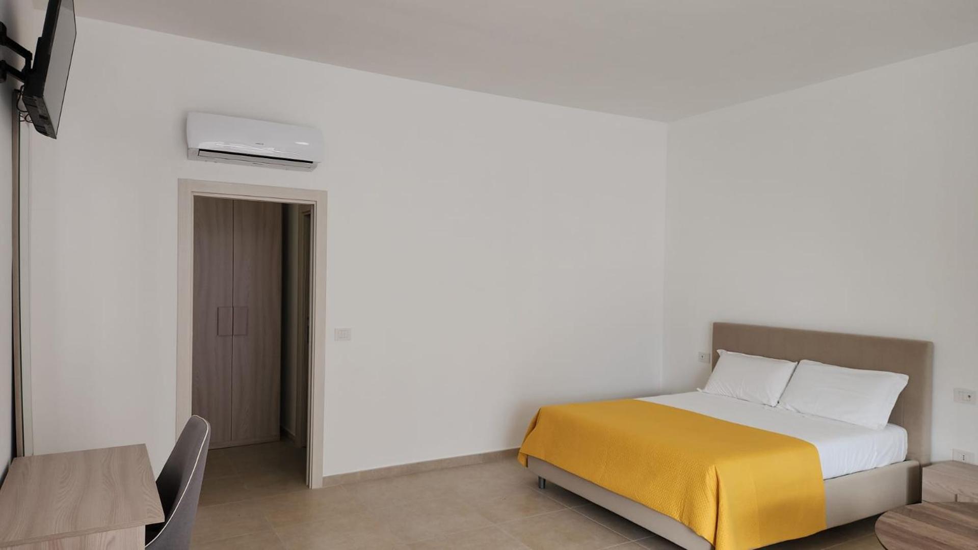 Porta 29 Apartments Трани Екстериор снимка